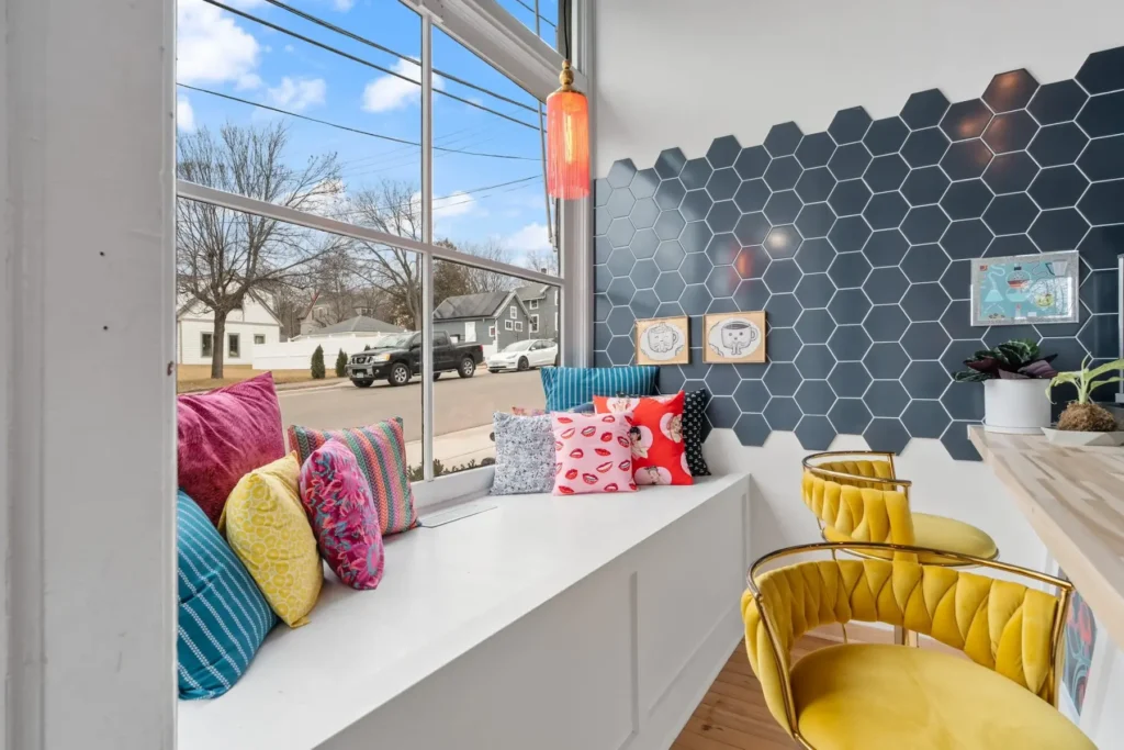 Mike & Kat's Other Place.